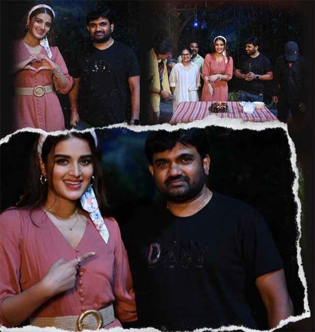 Nidhhi_20Agerwal_20Birthday_20Celebration_20On_20Sets_20of_20Prabhas_20Raja_20Saab_20_285_29.jpg 5