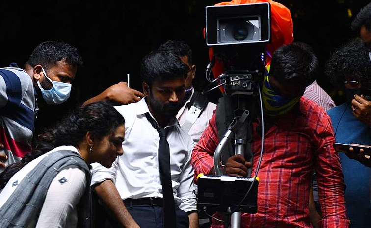 Nithya_20Menen_20Emotional..defends_20her_20role_20in_20Thiruchitrambalam_20getting_20National_20Award_20Photos_20_285_29.jpg 5