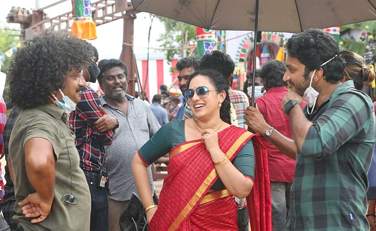 Nithya_20Menen_20Emotional..defends_20her_20role_20in_20Thiruchitrambalam_20getting_20National_20Award_20Photos_20_286_29.jpg 6