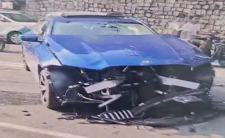 car_1.jpg