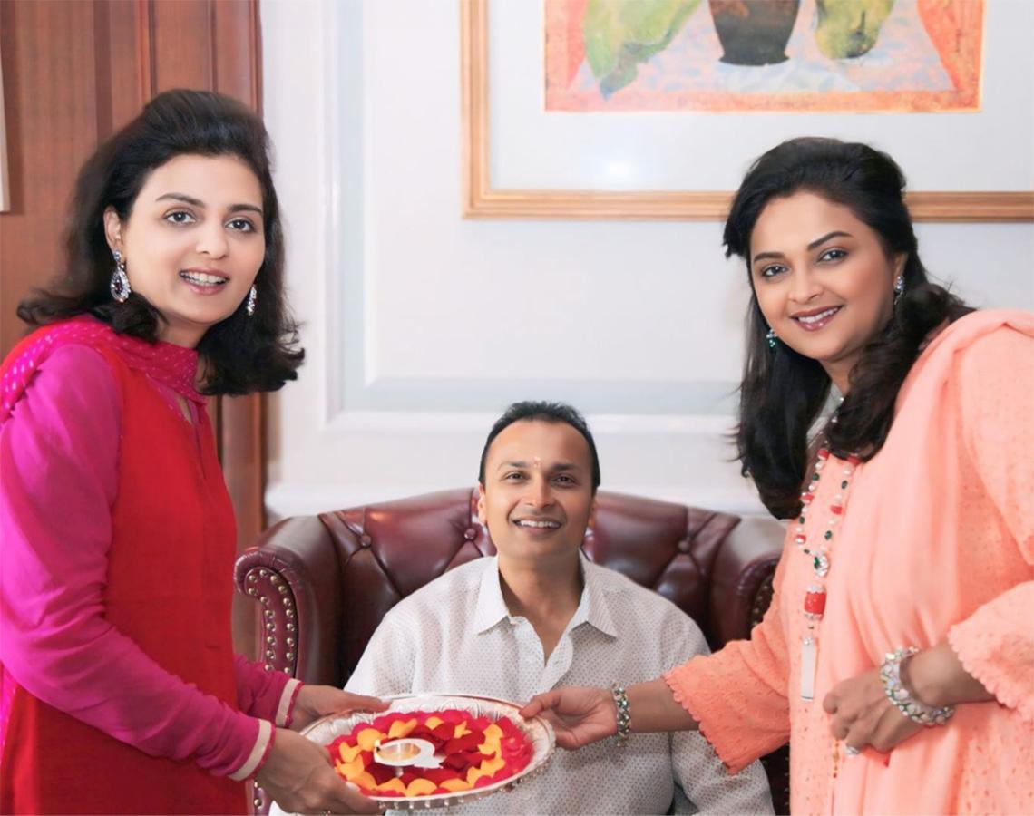 26_0.jpg 19