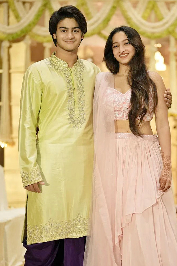 Celebrities_20share_20heartwarming_20Raksha_20Bandhan_20posts_20about_20siblings_20Photos_20_289_29.jpg 10