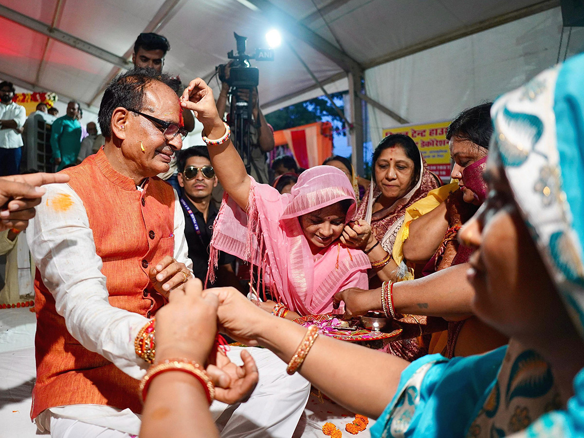 Raksha_20Bandhan_20Festival_202024_20Photos_12.jpg 15
