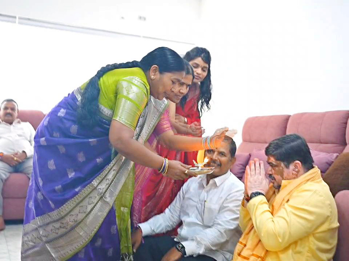 Raksha_20Bandhan_20Festival_202024_20Photos_3.jpg 4
