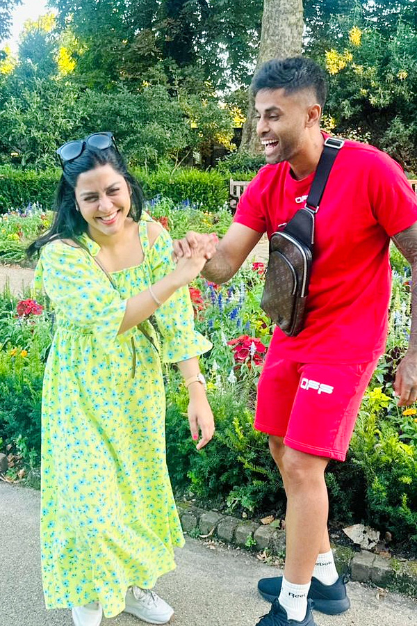 Team_20India_20Cricketers_20share_20heartwarming_20Raksha_20Bandhan_20posts_20about_20siblings_20Photos_20_2810_29.jpg 12