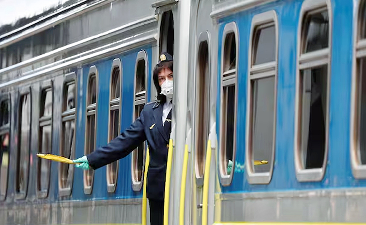 Train12.jpg