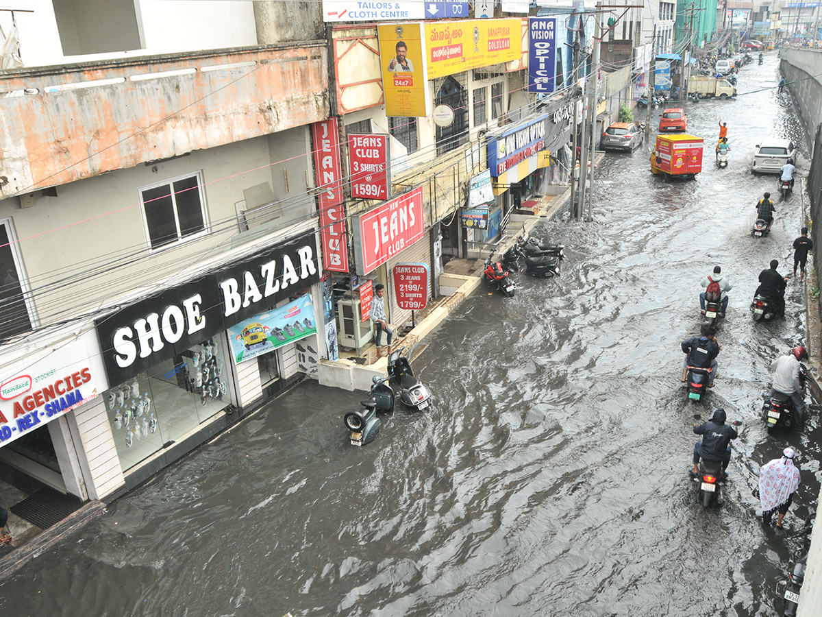 heavy_20rain_20in_20hyderabad_20photos_5.jpg 5