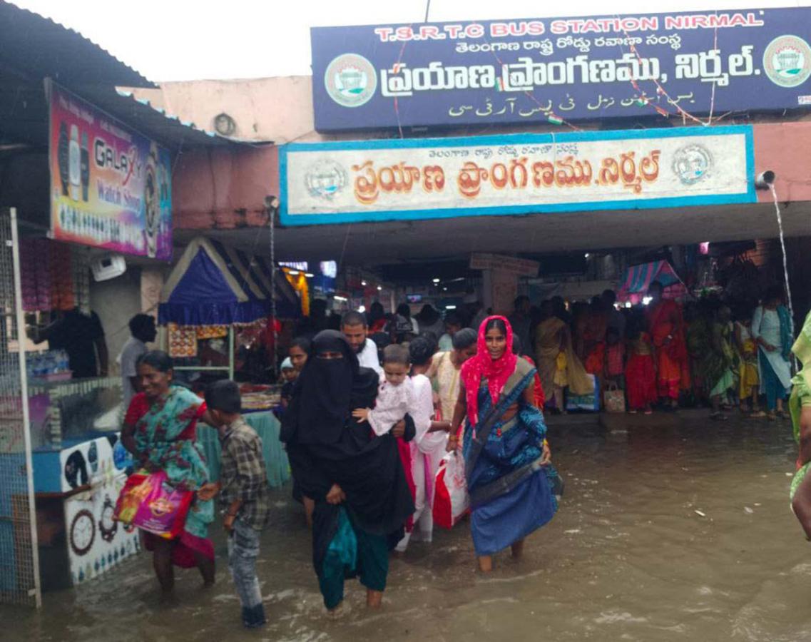 heavy_20rains_20in_20telangana_202024_20photos_4.jpg 4