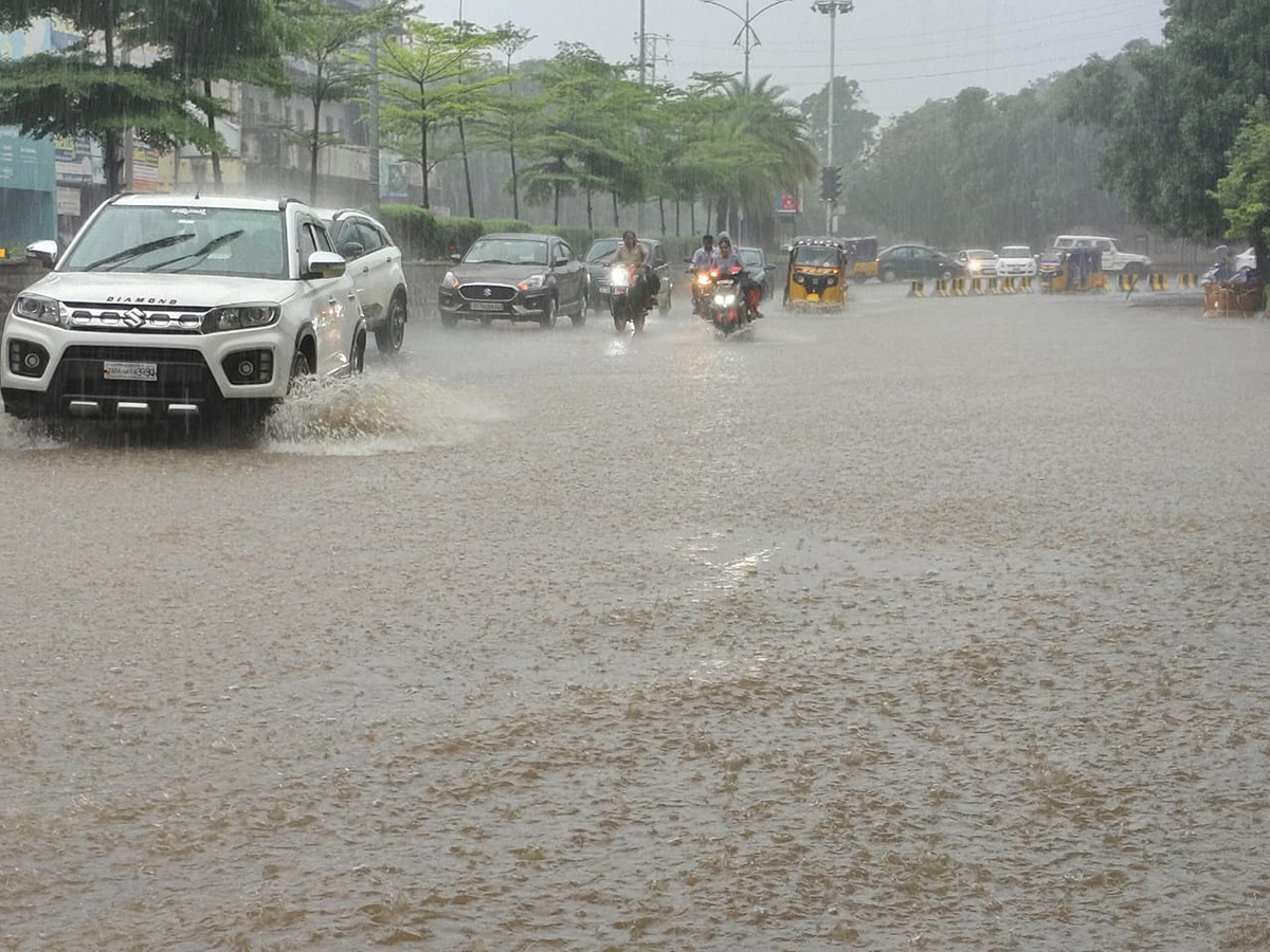 heavy_20rains_20in_20telangana_202024_20photos_7.jpg 7