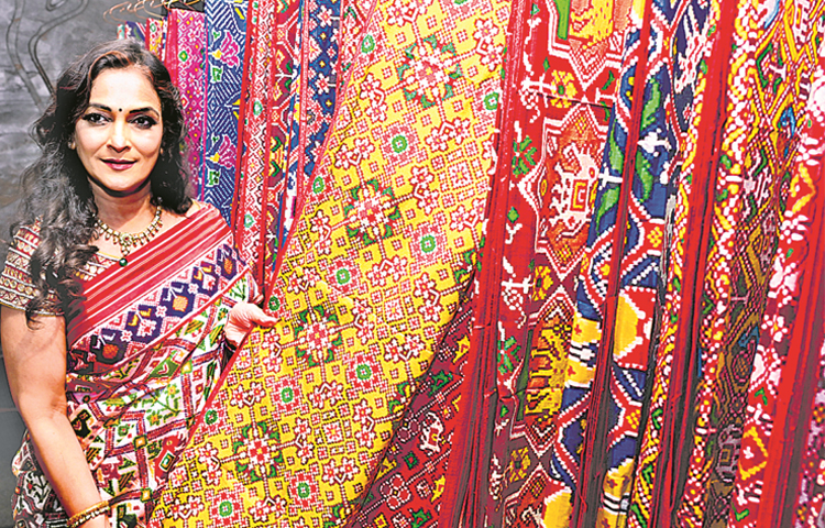 saree.jpg