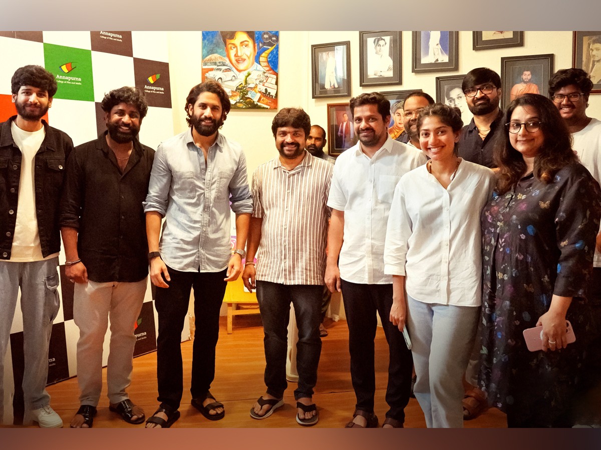 Allu-Arjun-Aay-Team-10.jpg 10