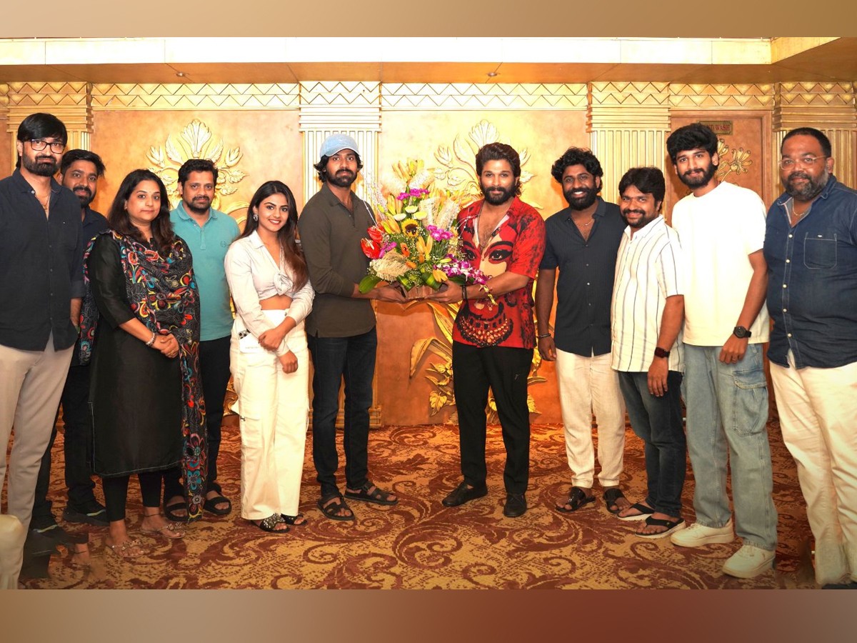 Allu-Arjun-Aay-Team-4.jpg 4