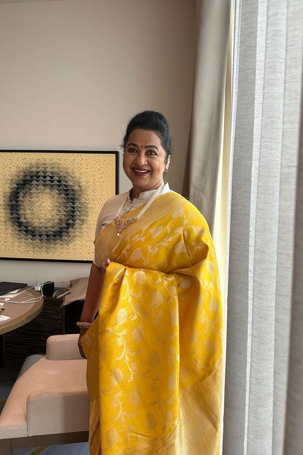 Radikaa-Sarathkumar-6_0.jpg 7