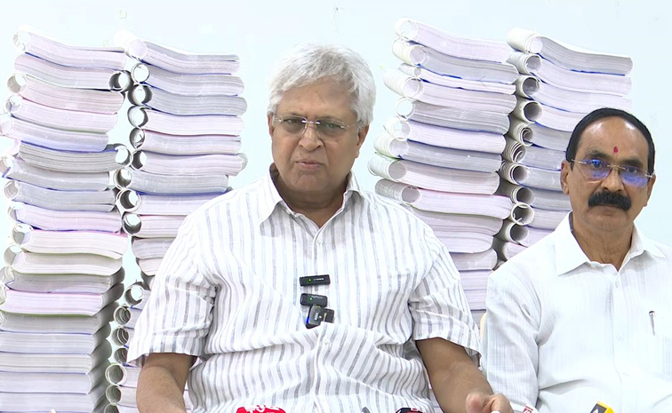 Vundavalli-Aruna-Kumar.jpg
