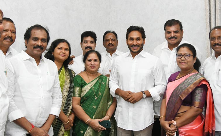 YS_Jagan_Botsa.jpg