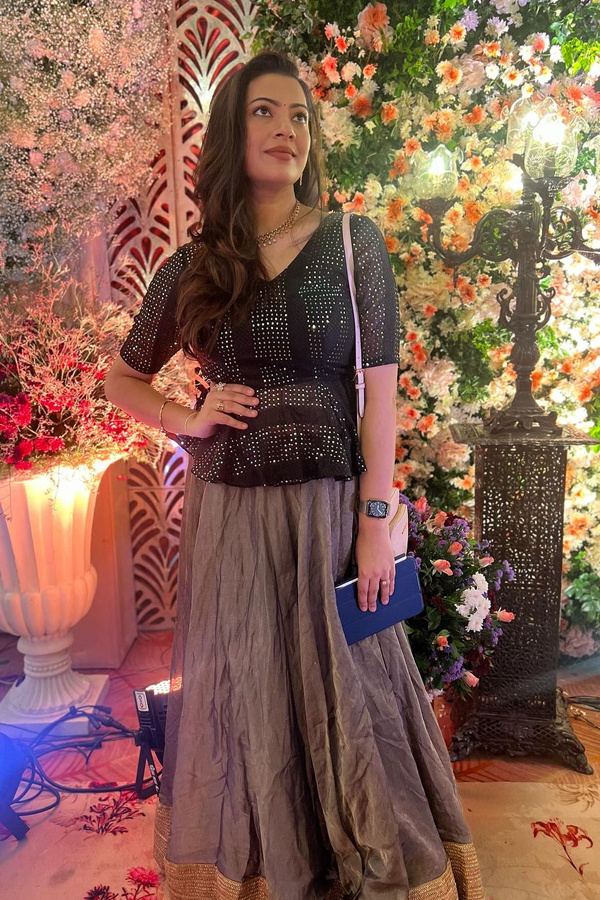 Geetha-Madhuri-10.jpg 11