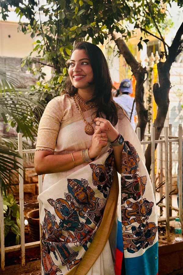 Geetha-Madhuri-9.jpg 10