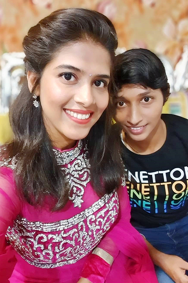 Intresting_20Facts_20About_20Team_20India_20Cricketer_20Washington_20Sundar_20sister_20Shailaja_20Photos_20_284_29.jpg 5