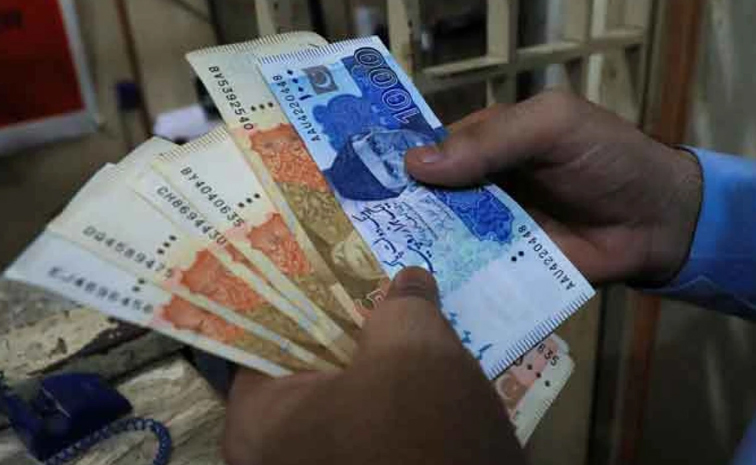pakistan-currency.jpg
