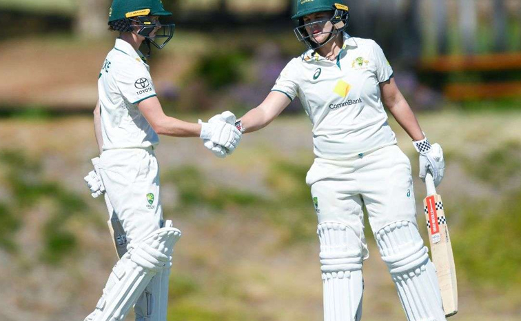Australia-India-Women-Cricket.jpg