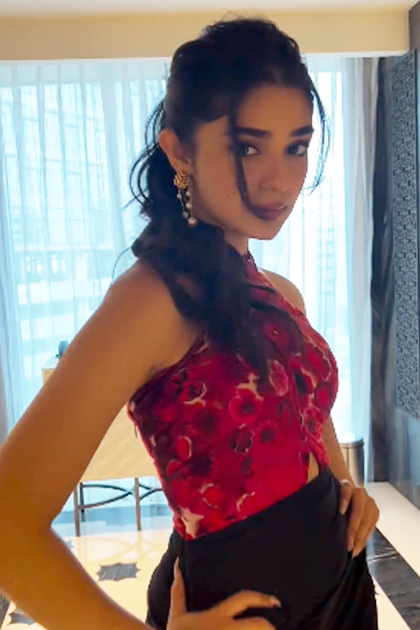 Krithi-Shetty-10.jpg 11
