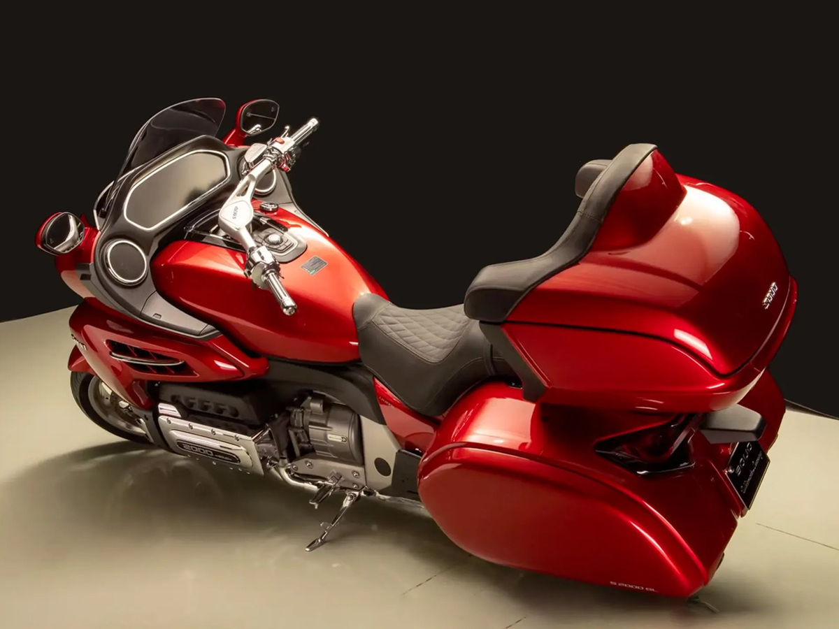 Souo-Desire-Motorcycle-China-10_0.jpg 12