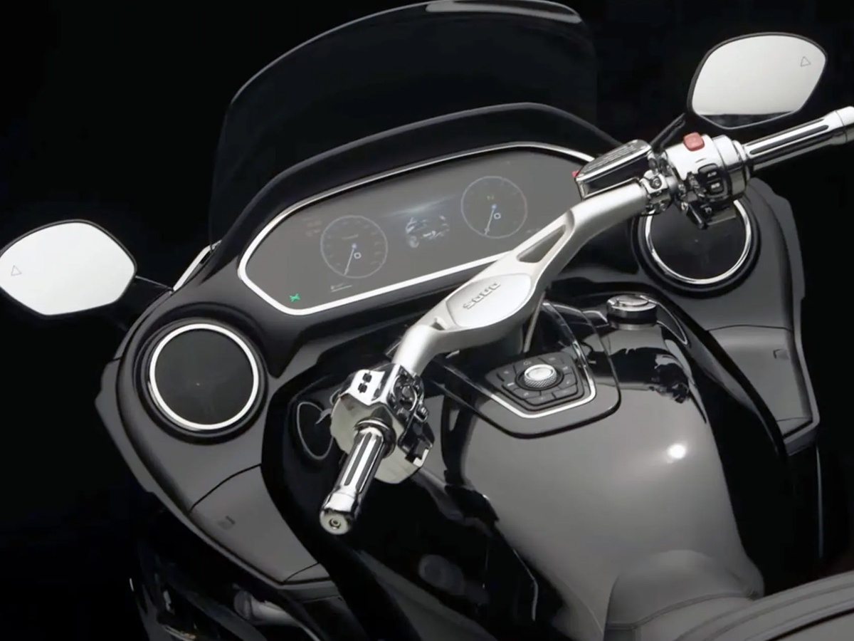 Souo-Desire-Motorcycle-China-4_0.jpg 6