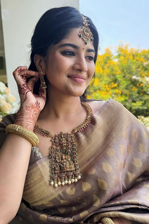 Megha-Akash-10.jpg 11
