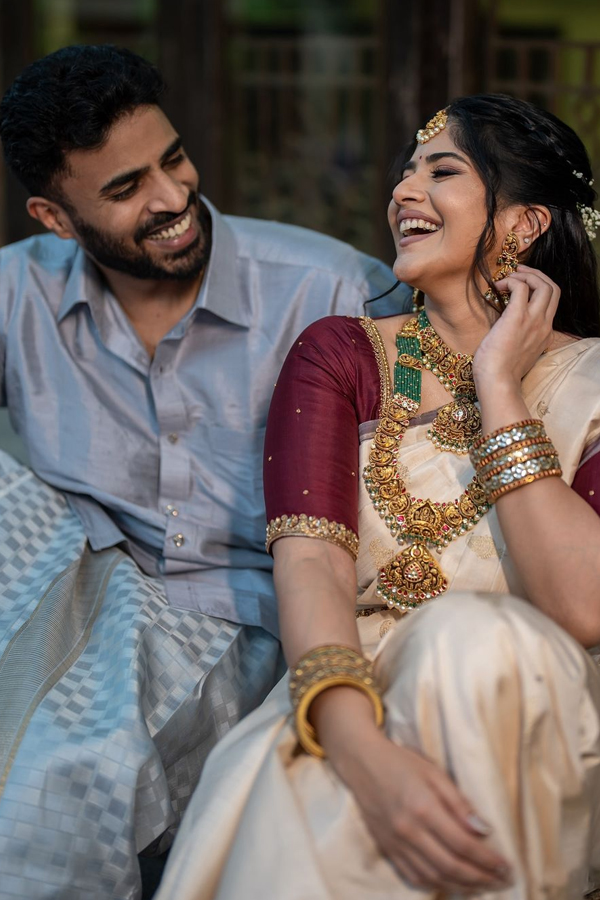 Megha-Akash-7.jpg 8
