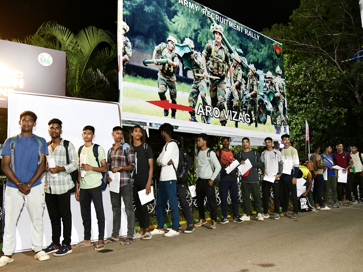 Army_20Recruitment_20In_20Visakhapatnam_20Photos_4.jpg 4