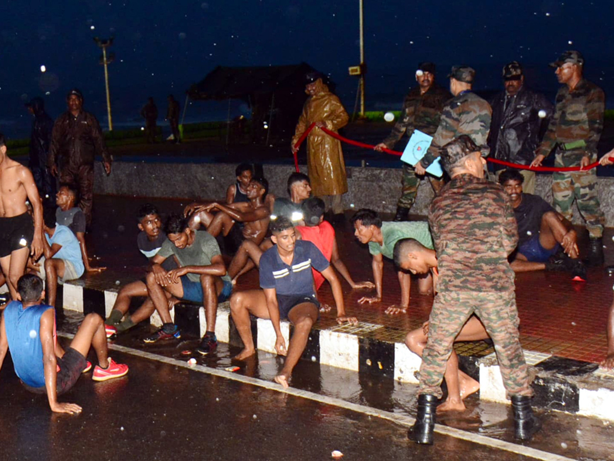 Army_20Recruitment_20In_20Visakhapatnam_20Photos_8.jpg 8