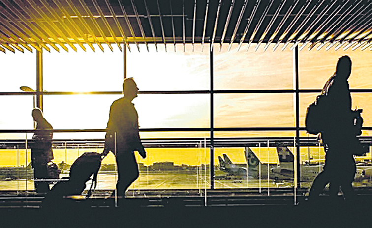 INDIANS-LEAVING-SWEDEN.jpg