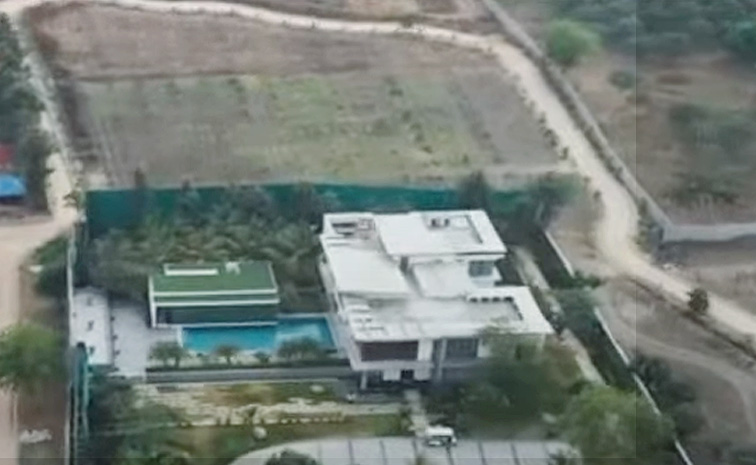 farmhouse2.jpg