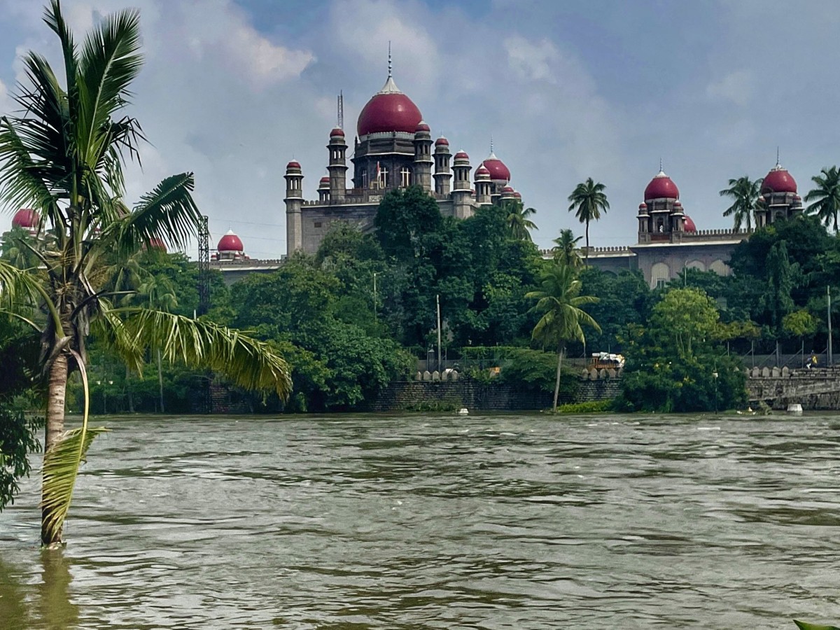 Telangana-High-Court-14_1.jpg 15