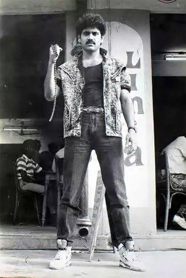 Akkineni_20Nagarjuna_20Rare_20and_20Unseen_20Photos__20_2814_29.jpg 14