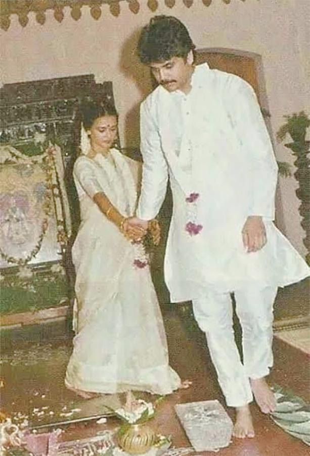 Akkineni_20Nagarjuna_20Rare_20and_20Unseen_20Photos__20_2821_29.jpg 21