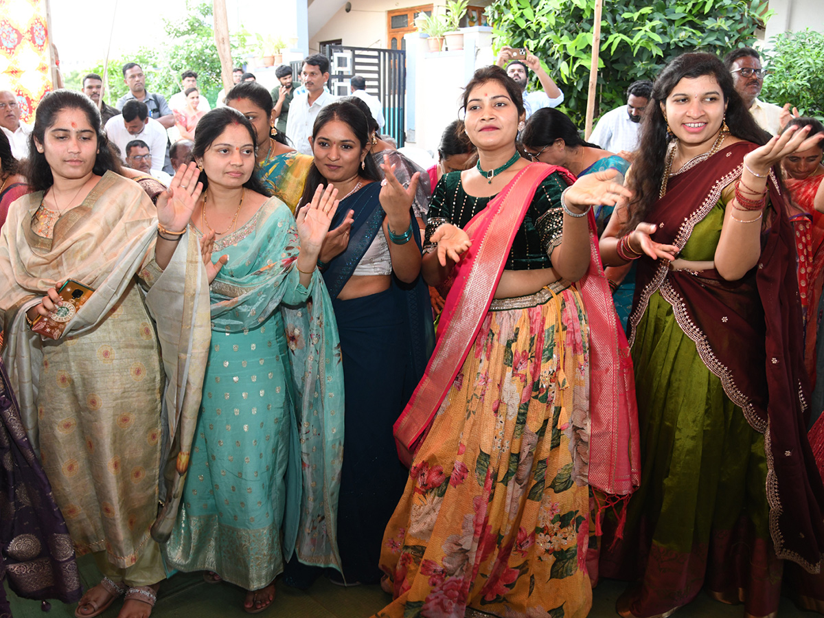 Teej_20Festival_20in_20Adilabad_20District_13.jpg 13