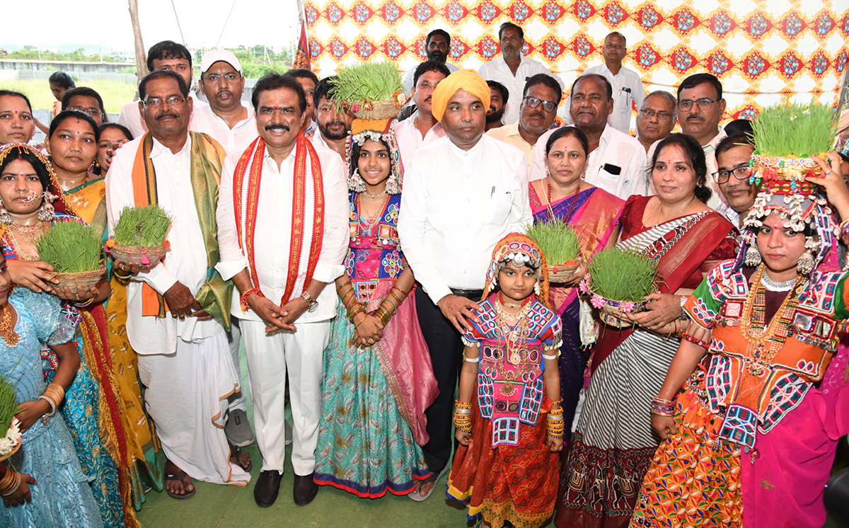 Teej_20Festival_20in_20Adilabad_20District_9.jpg 9