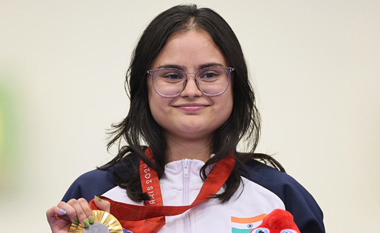 Avani-Lekhara4.jpg