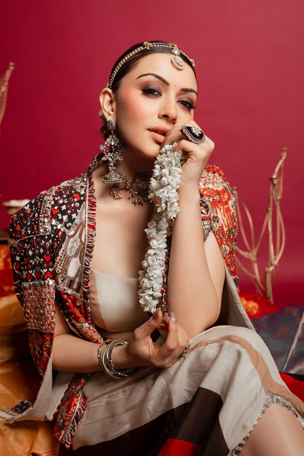 Hansika-Motwani-2.jpg 3