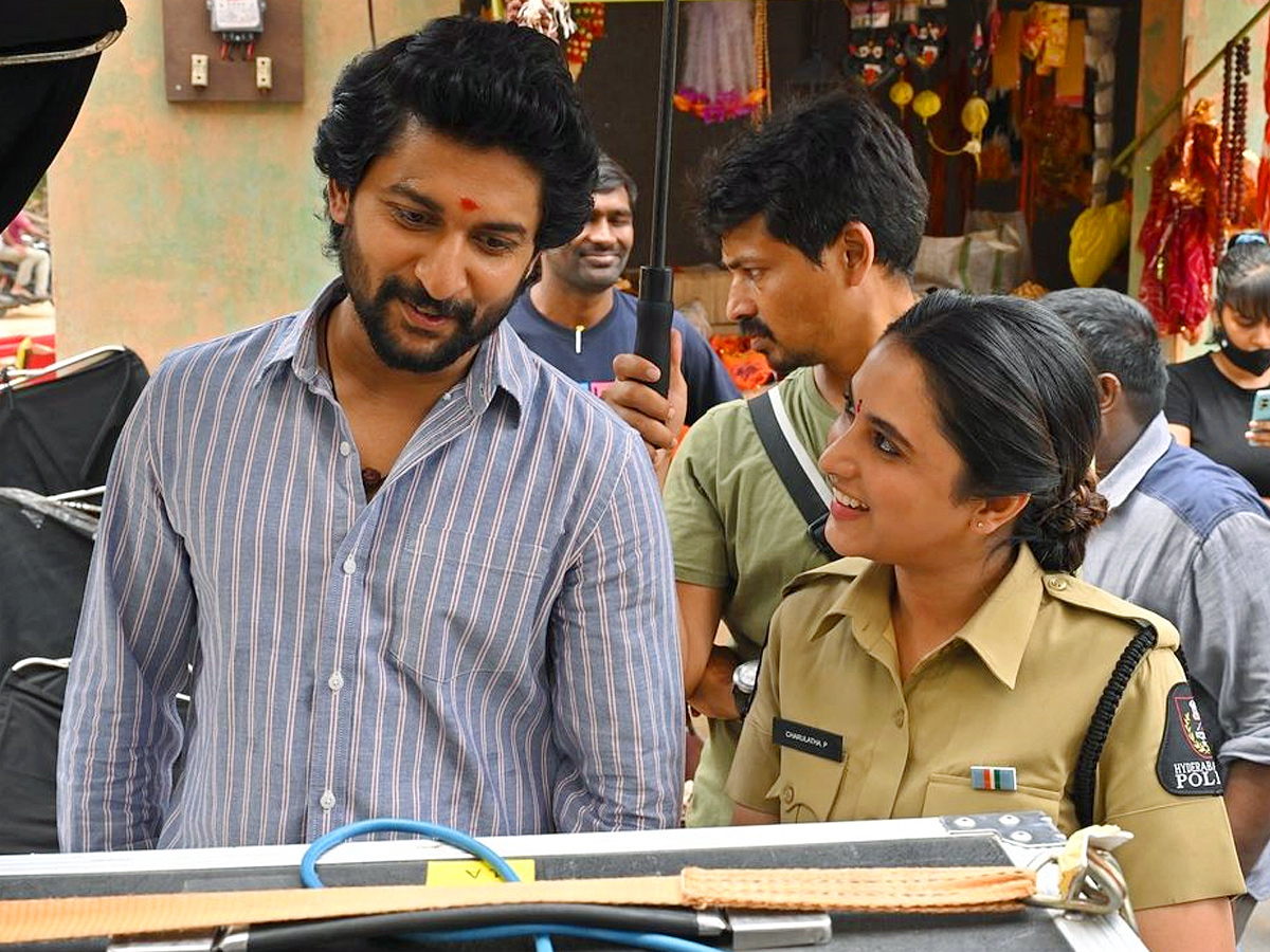 Hero_20Nani_20and_20Priyanka_20Mohan_20Special_20Attraction_20in_20Saripodhaa_20Sanivaaram_20Movie_20Photos_20_282_29.jpg 2
