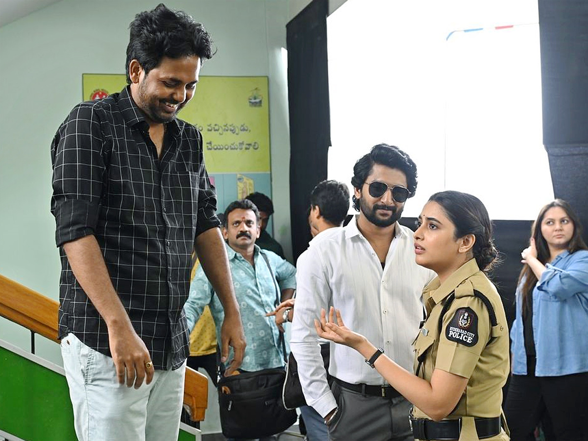 Hero_20Nani_20and_20Priyanka_20Mohan_20Special_20Attraction_20in_20Saripodhaa_20Sanivaaram_20Movie_20Photos_20_286_29.jpg 6