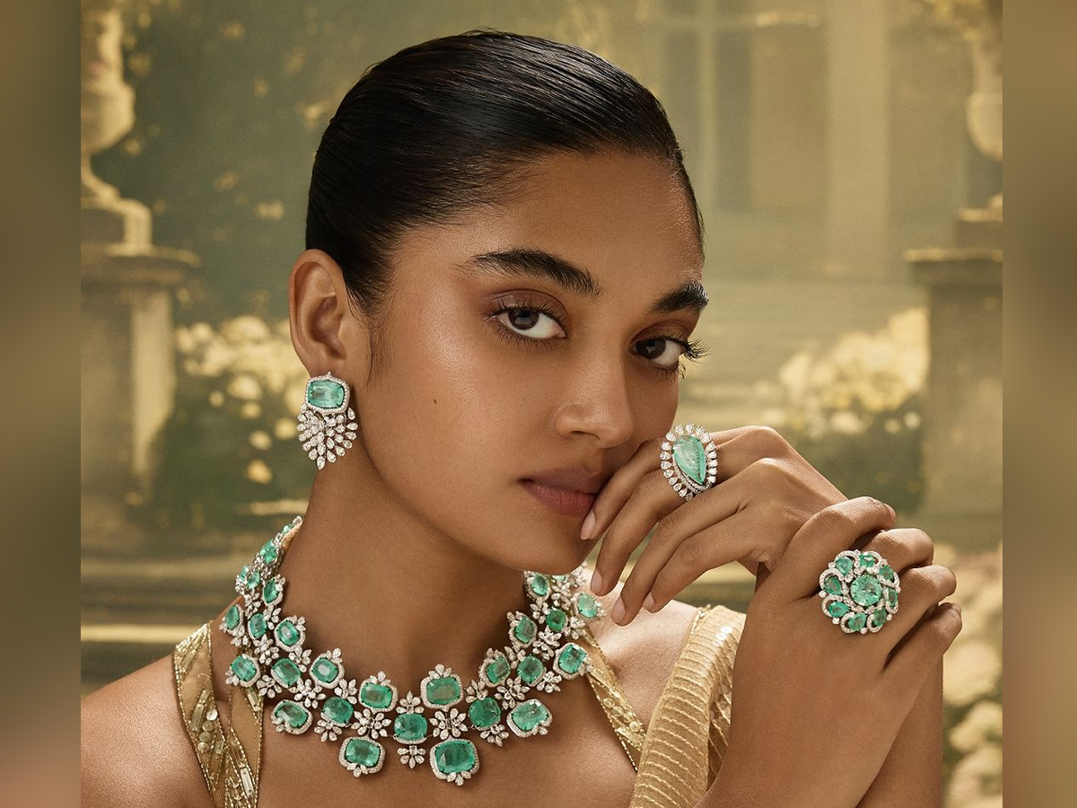 Manish-Malhotra-Jewellery-21.jpg 22
