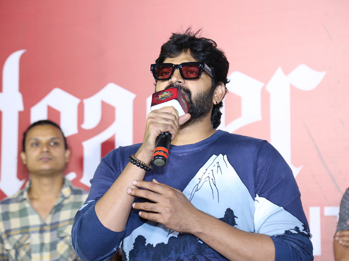 Sree_20Vishnu_20SWAG_20Teaser_20Launch_20Event_20Photos__20_2817_29.jpg 17