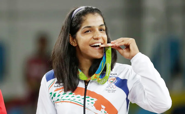 sakshi1.jpg