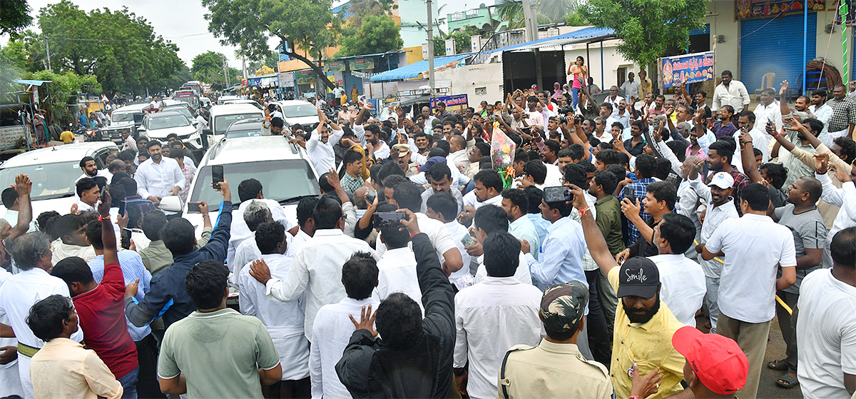 Grand_20Welcome_20To_20YS_20Jagan_20YSR_20District_20Tour_20Aug_2031_20Photos__20_2811_29.jpg 11