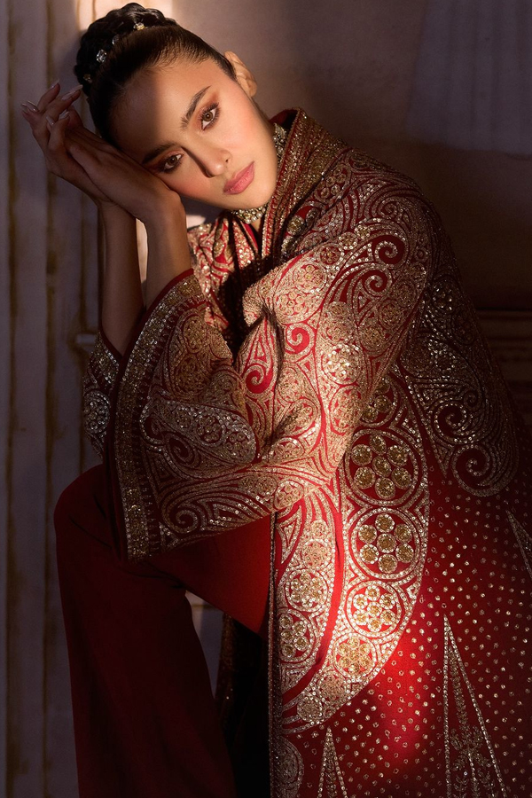 Tarun-Tahiliani-Bridal-Collection-20.jpg 21
