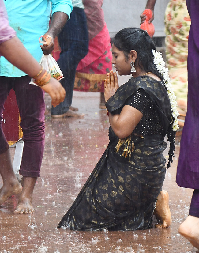 kanaka_20durga_20temple_20vijayawada_20photos__20_286_29.jpg 6