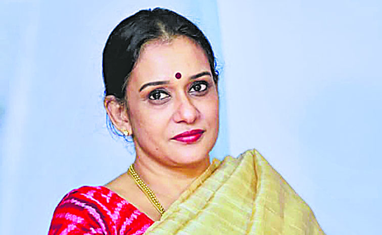 mala_20parvathi.jpg