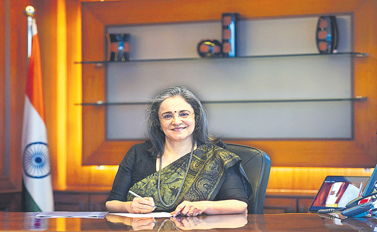 MADHABI-PURI-BUCH.jpg